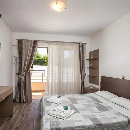 Errik Seaside * Kallithea (Rhodes)